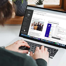 Ordinateur portable affichant la plateforme ARTS TEC